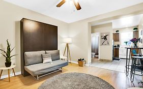 Rittenhouse Studio Apartment With Patio By Act