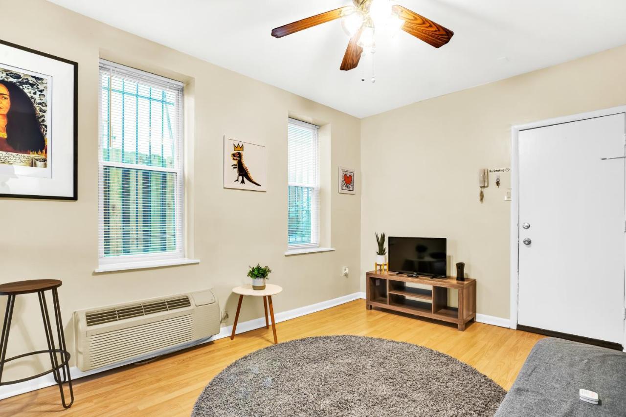 Rittenhouse Studio Apartment With Patio By Act Philadelphia Exterior photo
